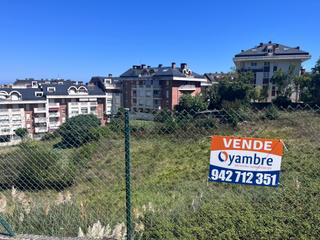 Terreny residencial a Las rozas 4008. Parcela urbana en castro urdiales