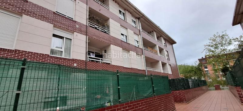 Foto 2d3f6be2-9c5b-4a64-9e48-906445c80712. Piso en barrio 39716 1 estupendo piso a un paso de solares en Entrambasaguas