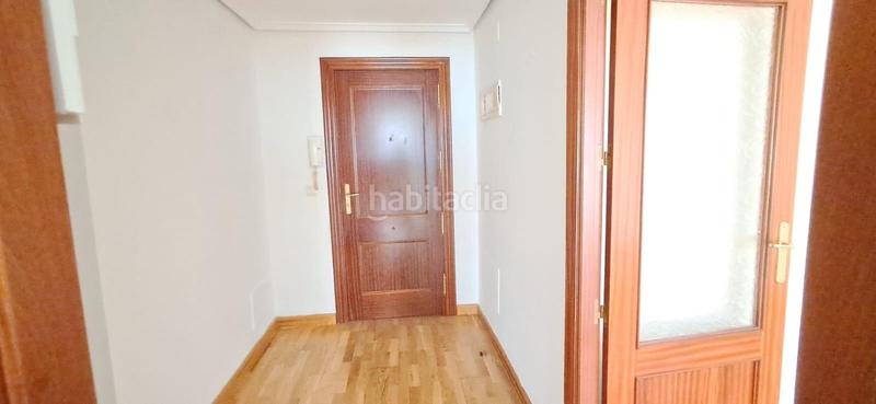 Foto 5fba5f94-e50d-449a-b040-a441d6b92883. Piso en barrio 39716 1 estupendo piso a un paso de solares en Entrambasaguas