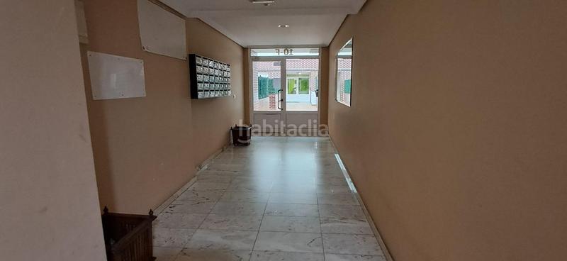 Foto e3e48add-d1e8-45ed-958d-908f2d3e2060. Piso en barrio 39716 1 estupendo piso a un paso de solares en Entrambasaguas
