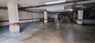 Aparcament cotxe a Urbanizacion respuela 4. Plazas de garaje bezana lago