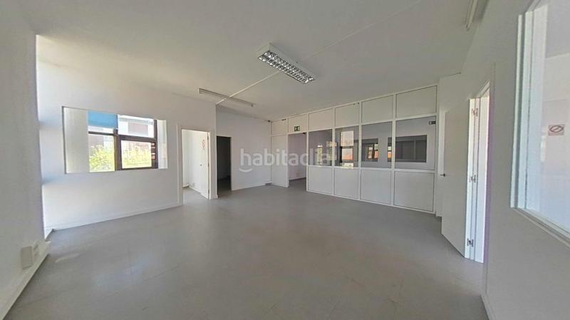 Foto 6379e9b3-4c7f-4a83-bad2-e45f50e10169. Oficina a calle tejera 5 a Alisal - San Román Santander