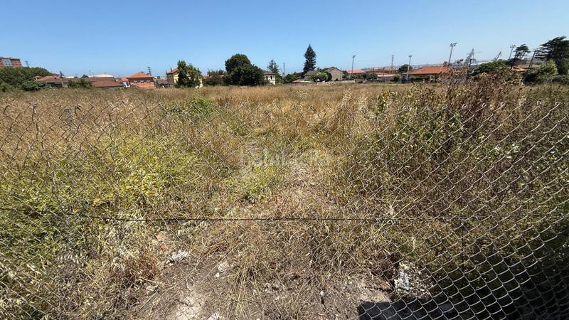 Foto 26edbff6-c42f-4a99-9224-7db53bc4a034. Terrain résidentiel dans calle de carlos prieto 16 dans Gijón