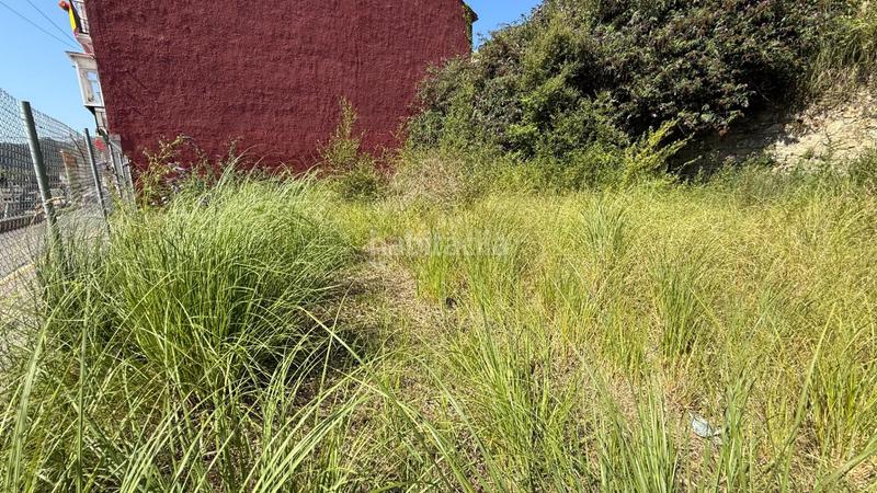 Foto 07bb444c-89a0-4232-9f5d-b213af287261. Terreny residencial a calle suárez inclán 27 a Muros de Nalón