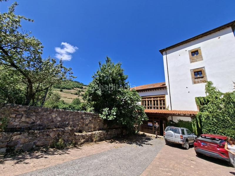 Foto 2fae7700-c90c-4c8a-bb06-634a31cbed75. Edificio in lugar lugar de tuña in Tineo