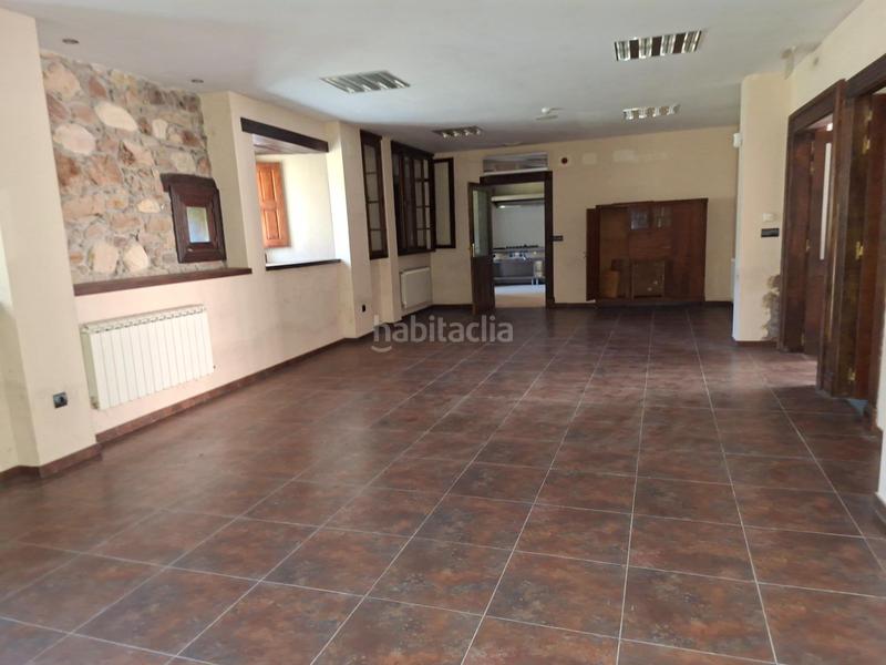 Foto 35cf8929-91aa-48ab-9568-76fd2d74096f. Edificio in lugar lugar de tuña in Tineo