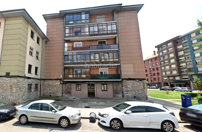 Foto a8f3e59f-8d87-4298-8e13-b1d8769e8cd5. Piso se vende piso en calle rio sella en Ventanielles Oviedo
