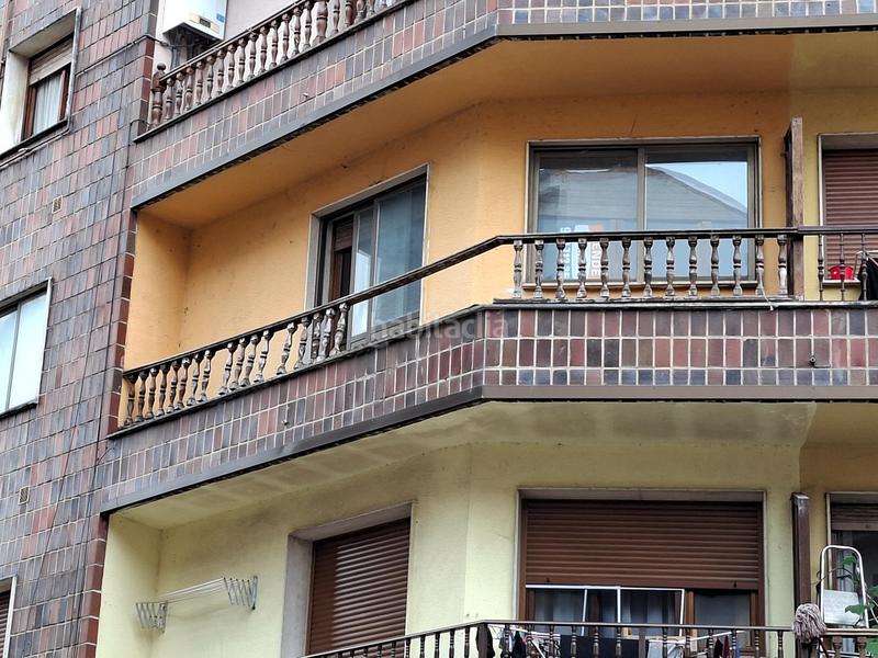 Foto 1d6a8c07-177f-4d88-b3d8-c6f97061b3db. Piso se vende piso en el centro de pola en la pola Siero Siero