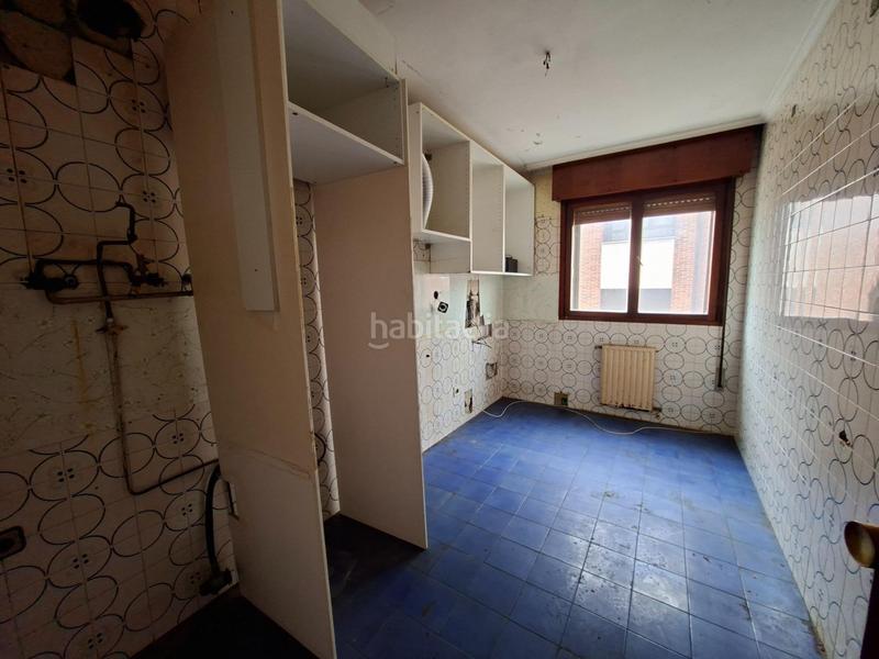 Foto 2ea0ca51-9a62-4243-a08d-8fe4a4077fef. Piso se vende piso en el centro de pola en la pola Siero Siero