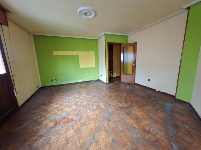 Foto e5c91c5e-4f4d-47e2-a315-ece9e20fa8b6. Piso se vende piso en el centro de pola en la pola Siero Siero