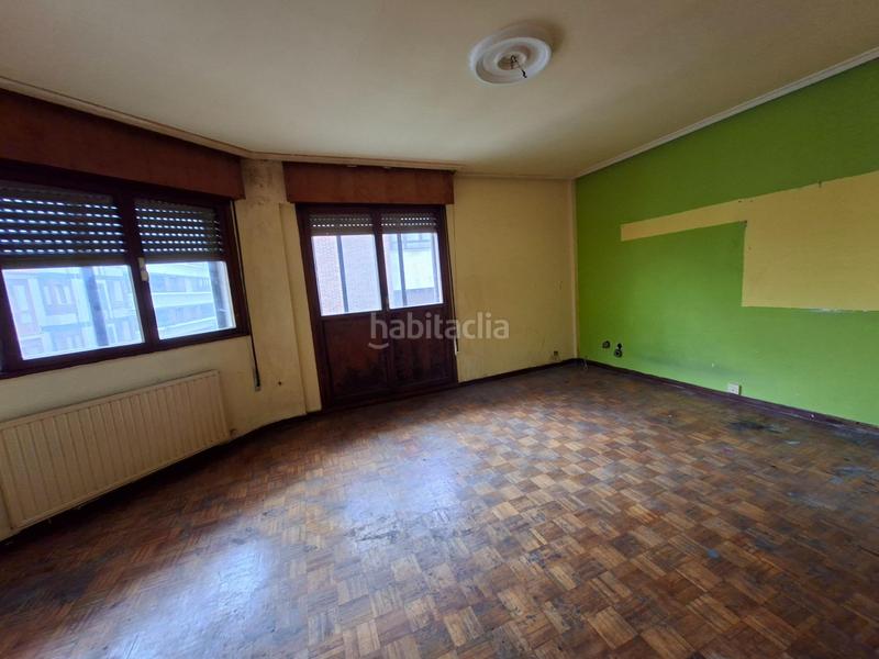 Foto fd27e982-43b9-4b22-be8b-7d55b1fb1f58. Piso se vende piso en el centro de pola en la pola Siero Siero