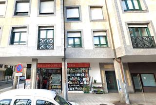 Attique  Calle calle naranjo de bulnes, 10. Se vende piso alquilado en lugo de llanera asturias