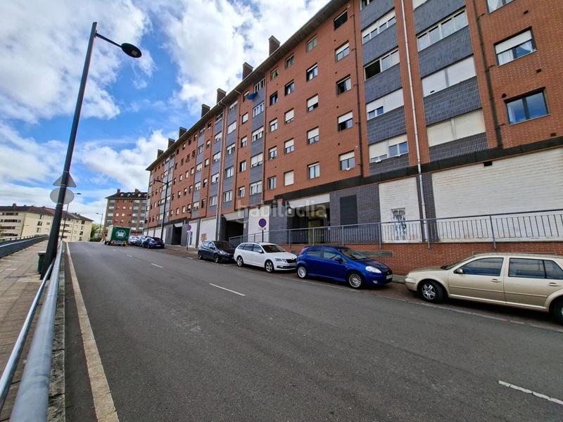 Foto 9f5fae0f-0d18-46dd-8b66-5865c556f10c. Piso se vende piso en Cerdeño - El Palais - Mercadín Oviedo