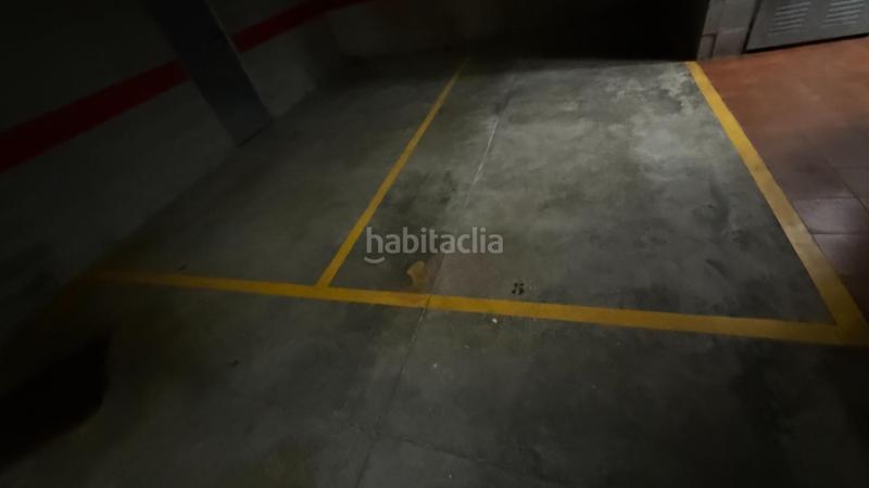 Foto aa5ba7f8-427a-41b4-bc3d-f219cfe2dd05. Posto auto in de pablo iglesias 15 in Sama Langreo