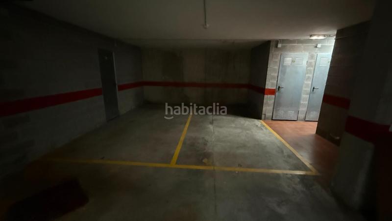 Foto c23bf3ad-03c5-4f73-81e6-e1a015aeb00e. Posto auto in de pablo iglesias 15 in Sama Langreo