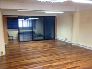 Location Bureau  Poza lizentziatuaren kalea. Alquiler de oficina en licenciado pozas