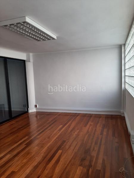 Foto 9190120e-3c88-4f0b-ad69-ee78e4b11b71. Location bureau dans Campuzano Bilbao