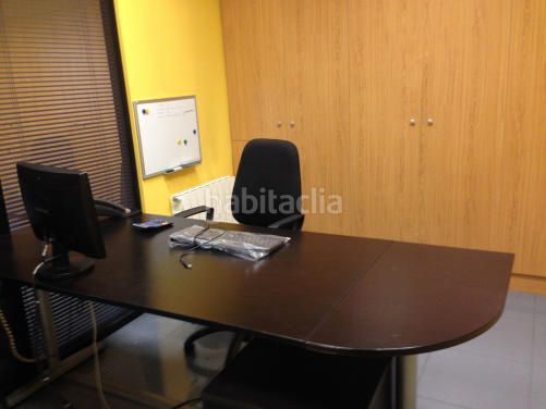 Foto f93be07e-c619-455e-9aed-bf297d3ccf08. Local comercial a Kalero-Basozelai Basauri