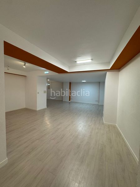 Foto 3de8887a-0f68-468e-8a69-2bddab775ff8. Miete büro in Centro Gijón