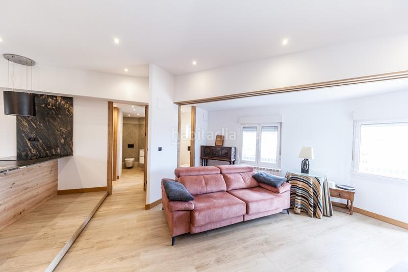 Foto 37ce18d1-c3ec-4406-ba5a-8362a6c00d4d. Àtic amb calefacció a Centro Gijón