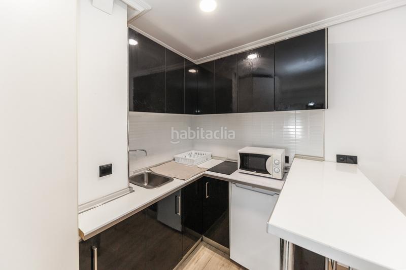 Foto 86cd4488-cf93-497b-9b55-2da9fe4448c2. Àtic amb calefacció a Centro Gijón