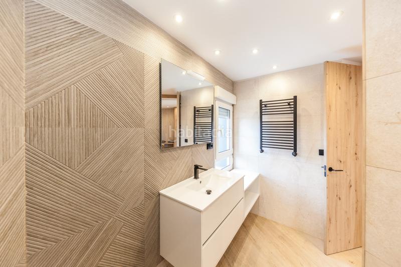 Foto c4267e25-24c5-407b-aa86-d8cd403874c1. Àtic amb calefacció a Centro Gijón