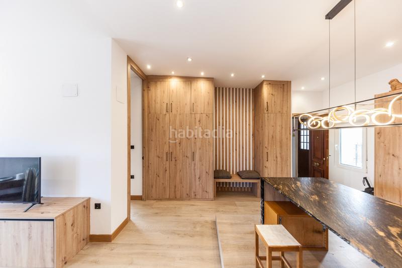 Foto f5b8f8cd-768d-4aab-b14a-cb0431cba14d. Àtic amb calefacció a Centro Gijón