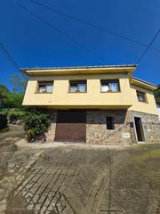 Maison  Mieres - paxio. Se presenta una oportunidad única en el encantador municipio de