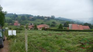 Terrain rsidentiel en Mortera, escamplero. Finca de 800 m2, muy soleada, y a tan solo 8 kilmetros de ovied