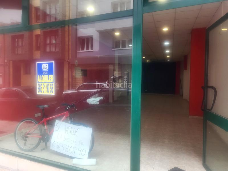 Foto ccb4570a-a636-4ea9-a0a5-353591e8acad. Alquiler local comercial  lado avda. Llanobegoña en Gijón