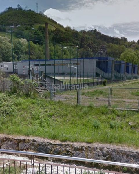 Foto 712ff422-6ee6-40d0-8711-66c6e22a5823. Finca rústica a Santa Marina - Polígono Mieres