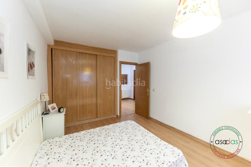 Foto 71f72537-a6df-46c8-98f1-d280ecd4b1ef. Flat with heating in Buenavista Oviedo