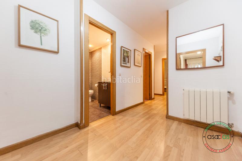 Foto 8fe79563-bc87-4d70-8354-431c809ad30f. Flat with heating in Buenavista Oviedo