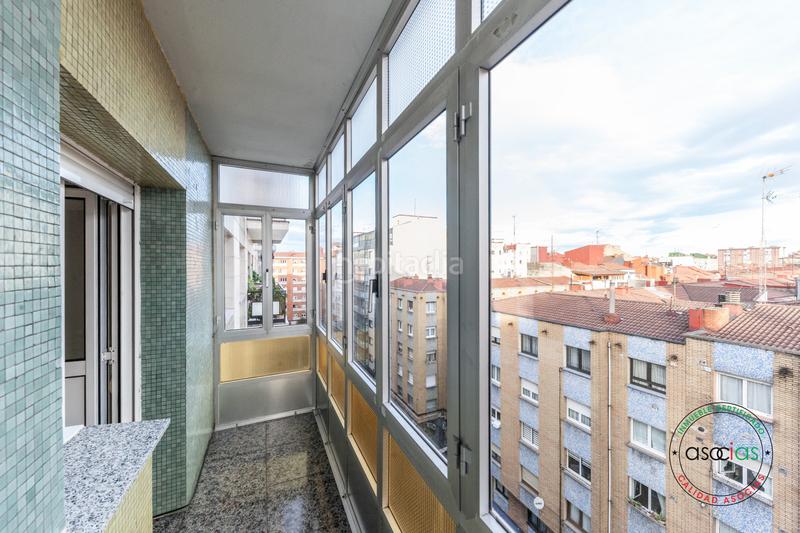 Foto 9fd7bb5d-e4f3-4bfc-82e3-1045545fe256. Piso altura y dos terrazas con vistas en Llano Gijón