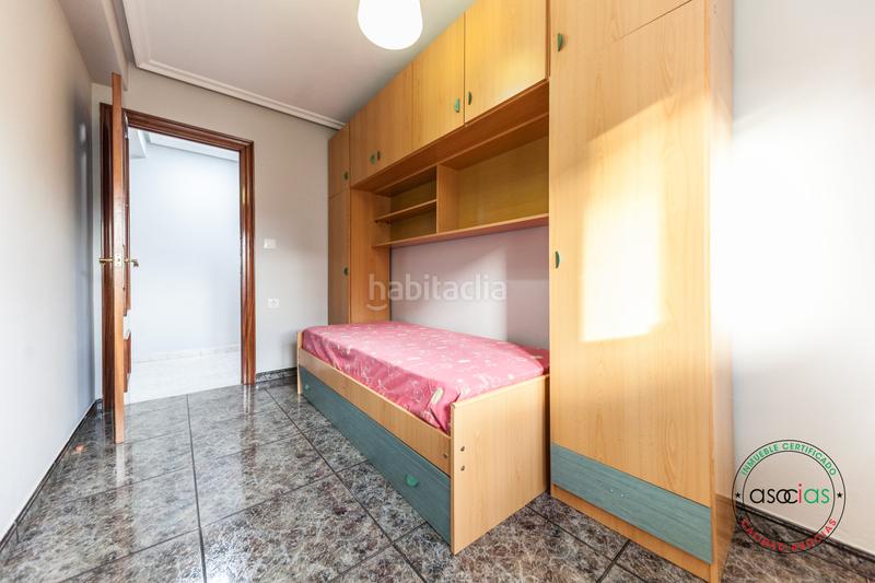 Foto c8553306-e30a-4970-bbbb-fe90bca6ac42. Piso altura y dos terrazas con vistas en Llano Gijón