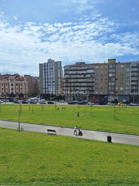 Foto 358feb2a-2db5-49c6-a68a-b4dec717698b. Rent flat with heating in Centro Gijón