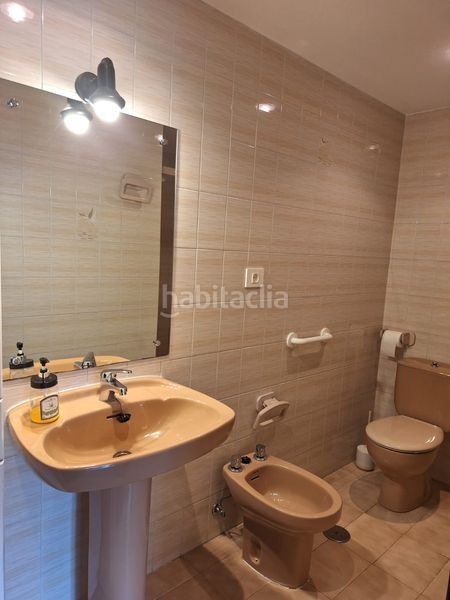 Foto 989baa32-16c6-4168-a26d-d3f170165804. Rent flat with heating in Centro Gijón