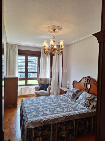Foto cfa00259-74e3-4a9b-96be-a2065a51a20b. Rent flat with heating in Centro Gijón