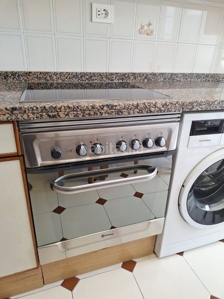 Foto dff1feb4-98aa-4f96-b847-b2f9f591dd83. Rent flat with heating in Centro Gijón