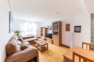 Etagenwohnung  Candás - c/ piñeres. Presentamos una magnífica oportunidad para adquirir un piso que