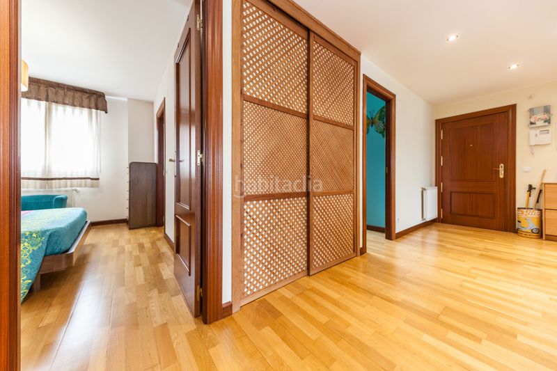 Foto c27d0198-6468-47fd-9e4e-e83d315c2ae7. Pis amb calefacció aparcament a Carreño