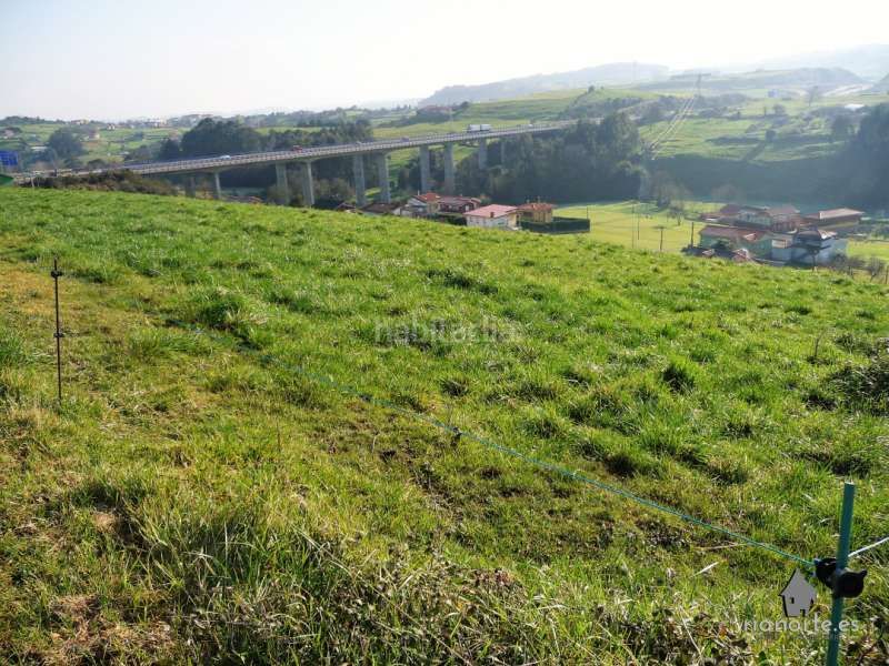 Foto b0f5a972-62bb-4a02-8899-e33a68576e6e. Finca rústica a Corvera de Asturias