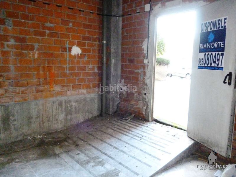 Foto c5bddc15-1111-4b6c-b083-262803b0564f. Lloguer local comercial a Centro Avilés
