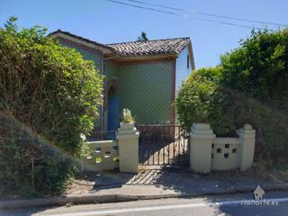 Casa en Muros de Naln. Casa independiente para reformar con terreno en muros de naln