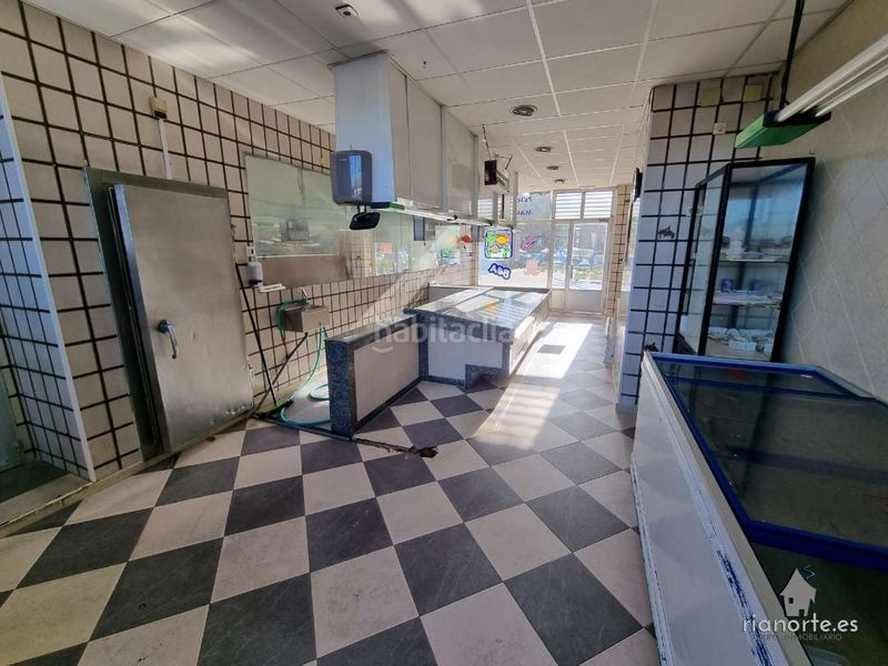 Foto f6a0410c-6b7f-4885-9f73-0a29a30df3ca. Rent business premise in Llaranes Avilés