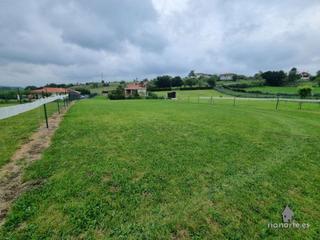 Terreny residencial a Pillarno. Bonita parcela edificable al lado de avilés