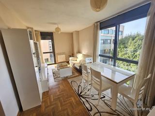 Pis a El Carbayedo - El Quirinal. Bonito piso de dos dormitorios en venta en avenida de alemania