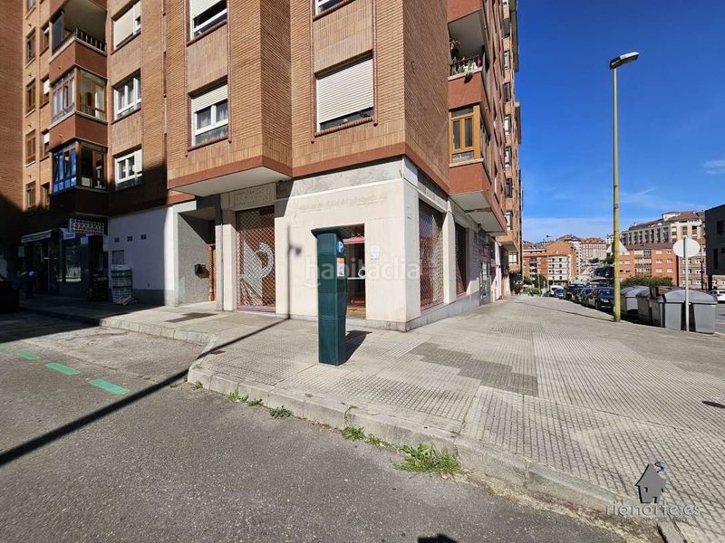 Foto b686fa9f-c86d-455f-b60e-7ae141c45569. Alquiler local comercial local instalado en alquiler en fernando morán en Avilés