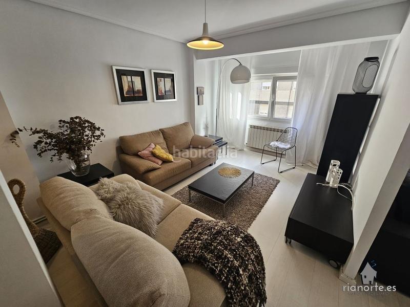 Foto cb32f573-d980-4447-a5ad-c7d36b8065e8. Pis amb calefacció a Centro Avilés