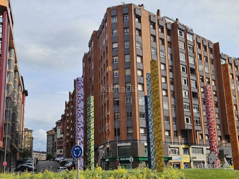 Foto 8fded514-7770-452a-9648-20a709b2e99f. Pis amb calefacció aparcament a Versalles Avilés